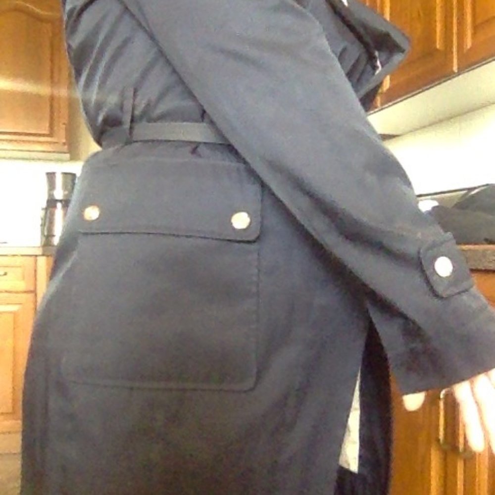 Trench coat - Picture 3 of 4